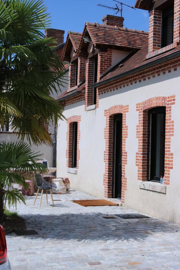 L'Hermine De Sologne Courmemin Exterior photo